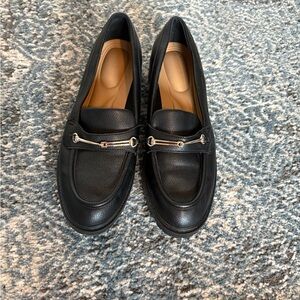 Kelly & Katie Black Loafers with Silver Accent, great condition!